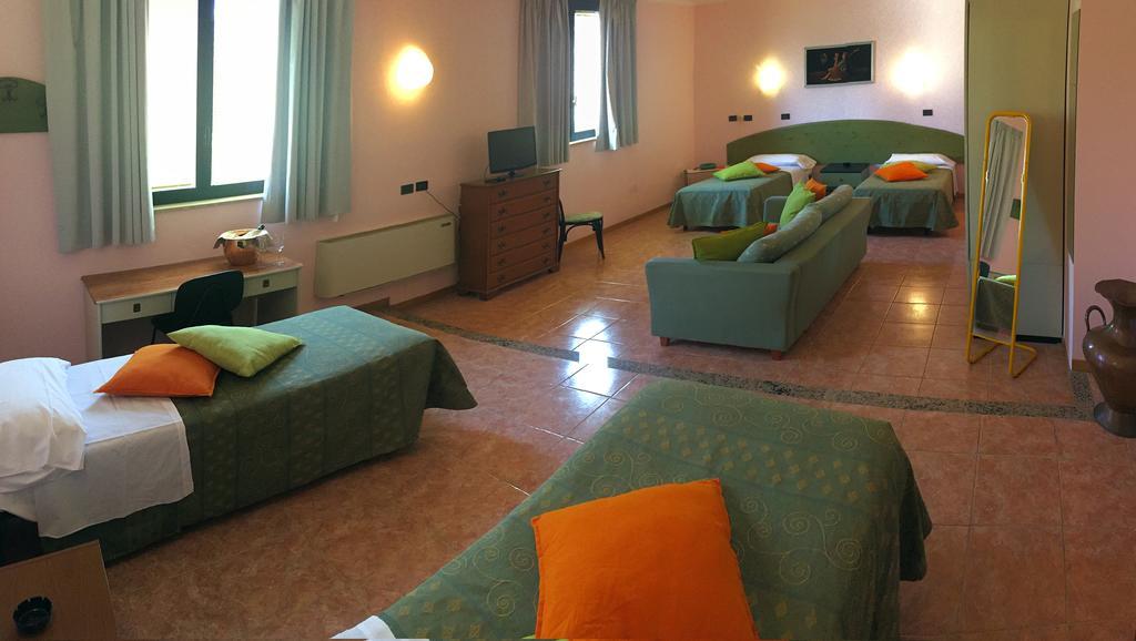Hotel Salus Sant'Andrea Bagni Kültér fotó