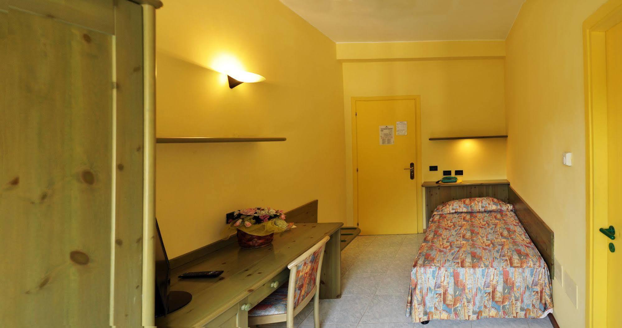 Hotel Salus Sant'Andrea Bagni Kültér fotó