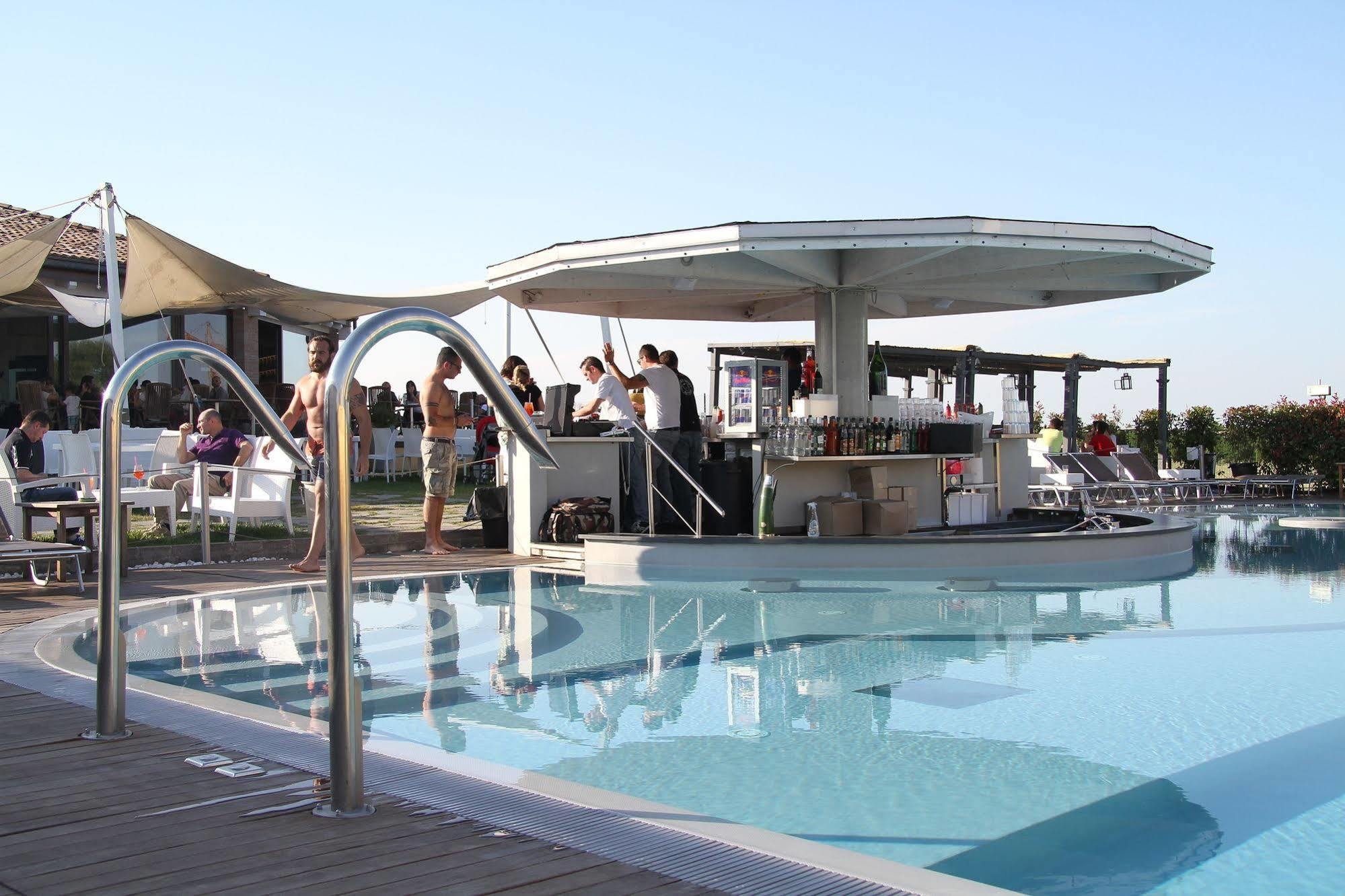 Hotel Salus Sant'Andrea Bagni Kültér fotó