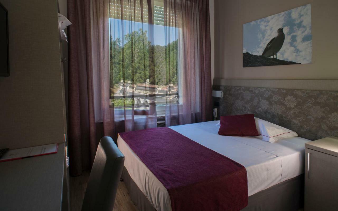 Hotel Salus Sant'Andrea Bagni Szoba fotó